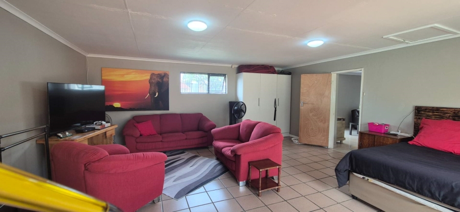 4 Bedroom Property for Sale in Brackendowns Gauteng