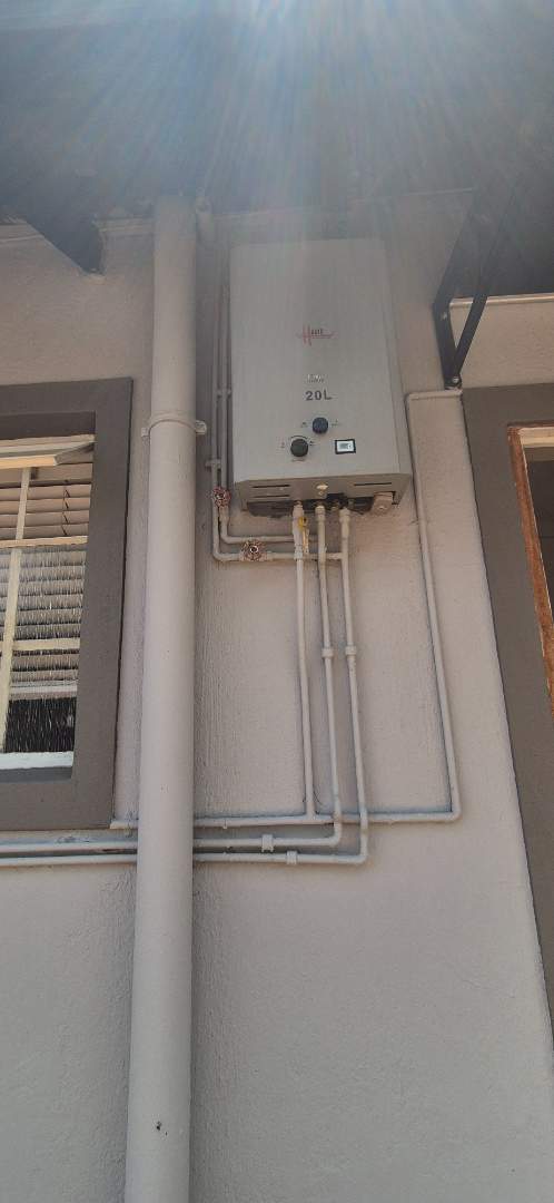 4 Bedroom Property for Sale in Brackendowns Gauteng