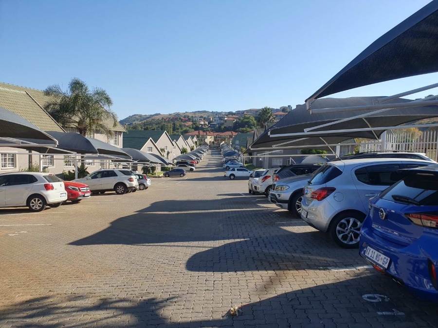 2 Bedroom Property for Sale in Bassonia Gauteng
