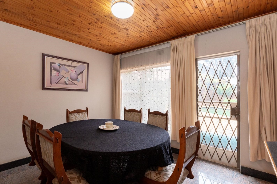 7 Bedroom Property for Sale in Edleen Gauteng