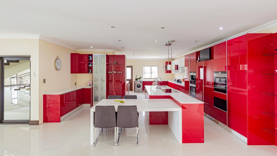 5 Bedroom Property for Sale in Walkerville Gauteng