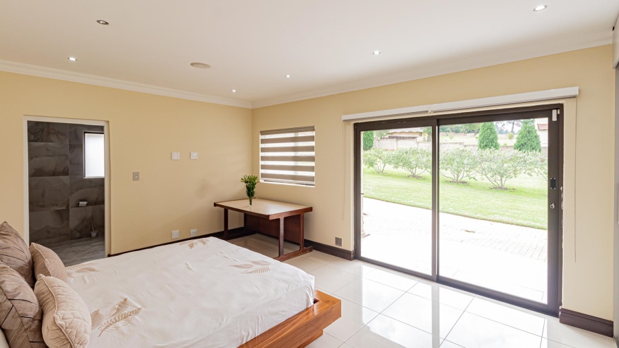 5 Bedroom Property for Sale in Walkerville Gauteng