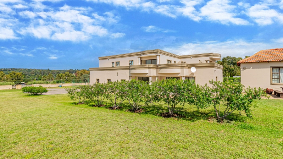 5 Bedroom Property for Sale in Walkerville Gauteng