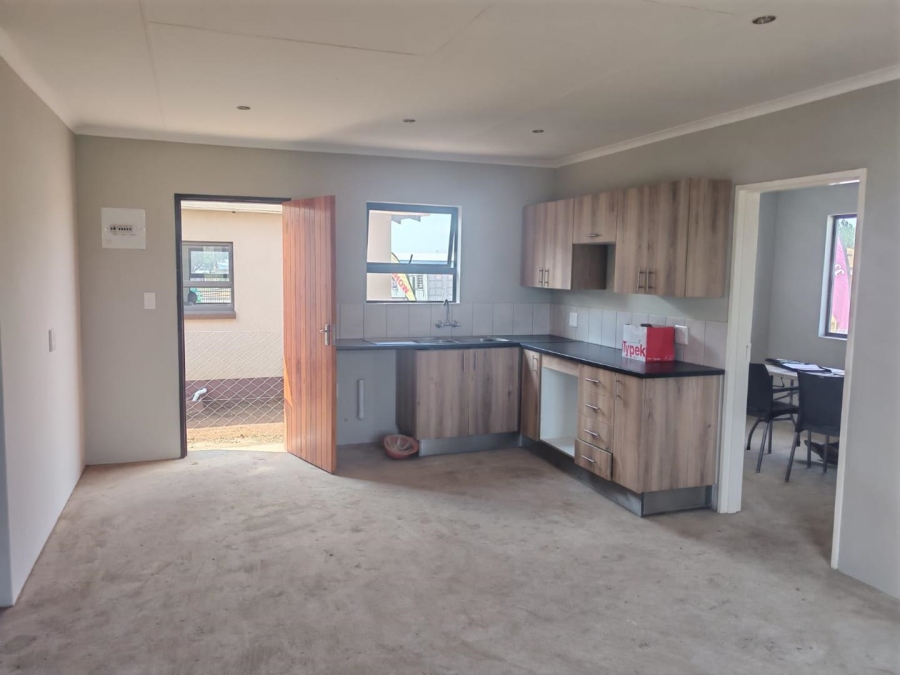 2 Bedroom Property for Sale in Dawn Park Gauteng