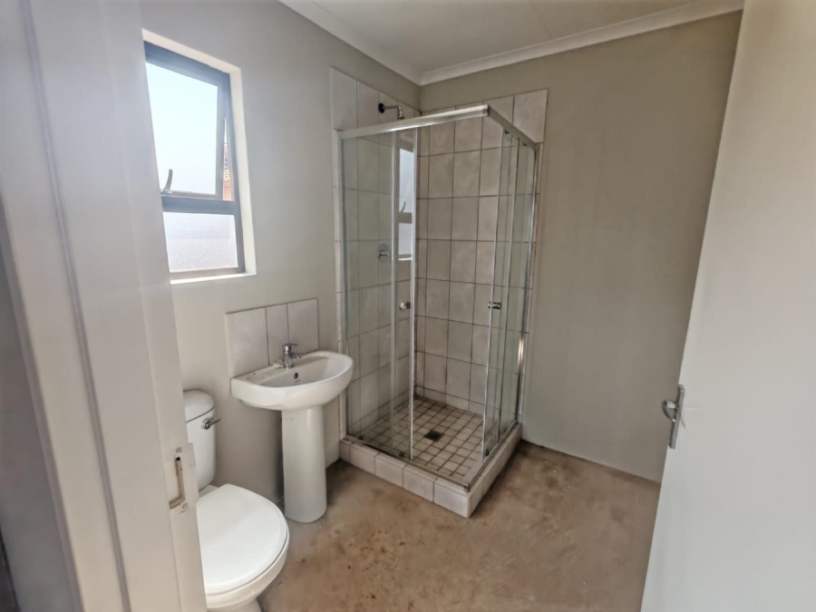 2 Bedroom Property for Sale in Dawn Park Gauteng