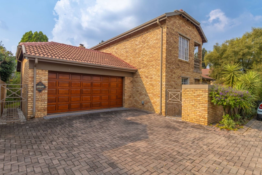 4 Bedroom Property for Sale in Boskruin Gauteng
