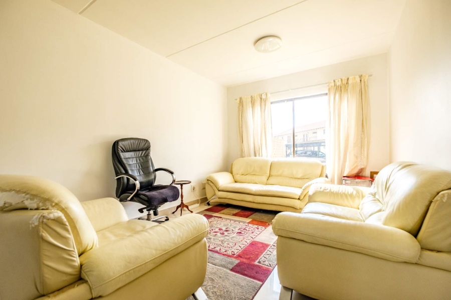 2 Bedroom Property for Sale in Parkrand Gauteng