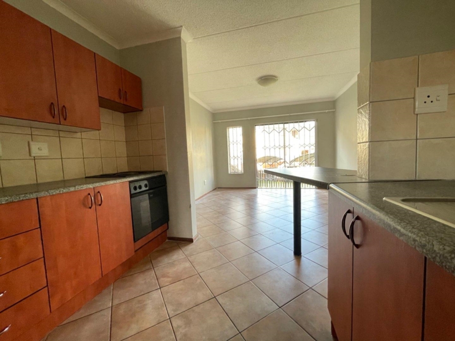 To Let 2 Bedroom Property for Rent in Terenure Gauteng