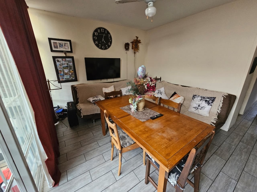 3 Bedroom Property for Sale in Queenswood Gauteng