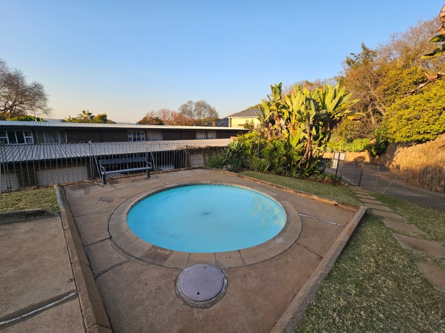 3 Bedroom Property for Sale in Queenswood Gauteng