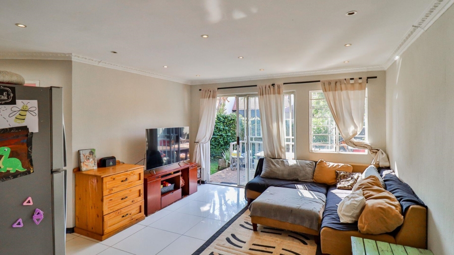 2 Bedroom Property for Sale in Sundowner Gauteng