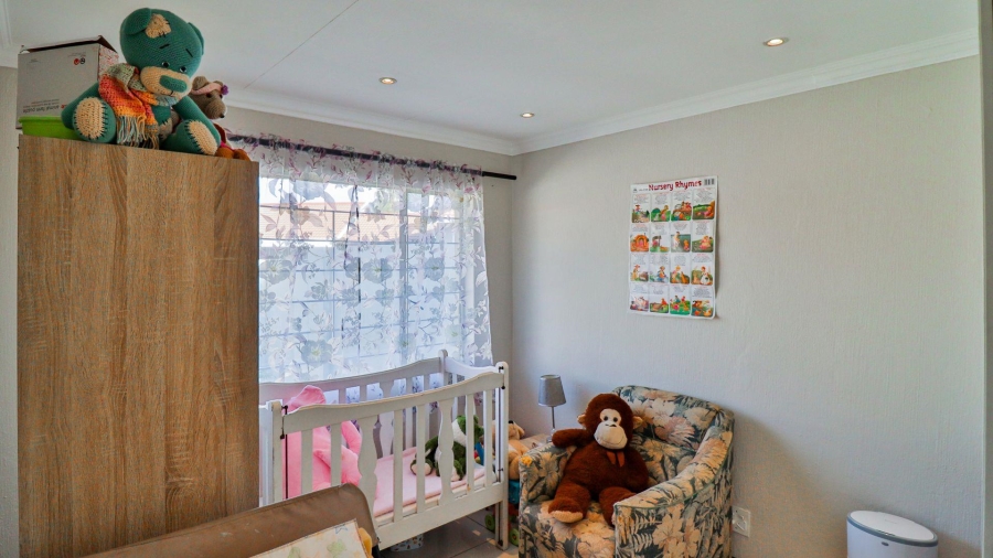 2 Bedroom Property for Sale in Sundowner Gauteng