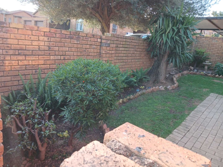 3 Bedroom Property for Sale in Honeypark Gauteng