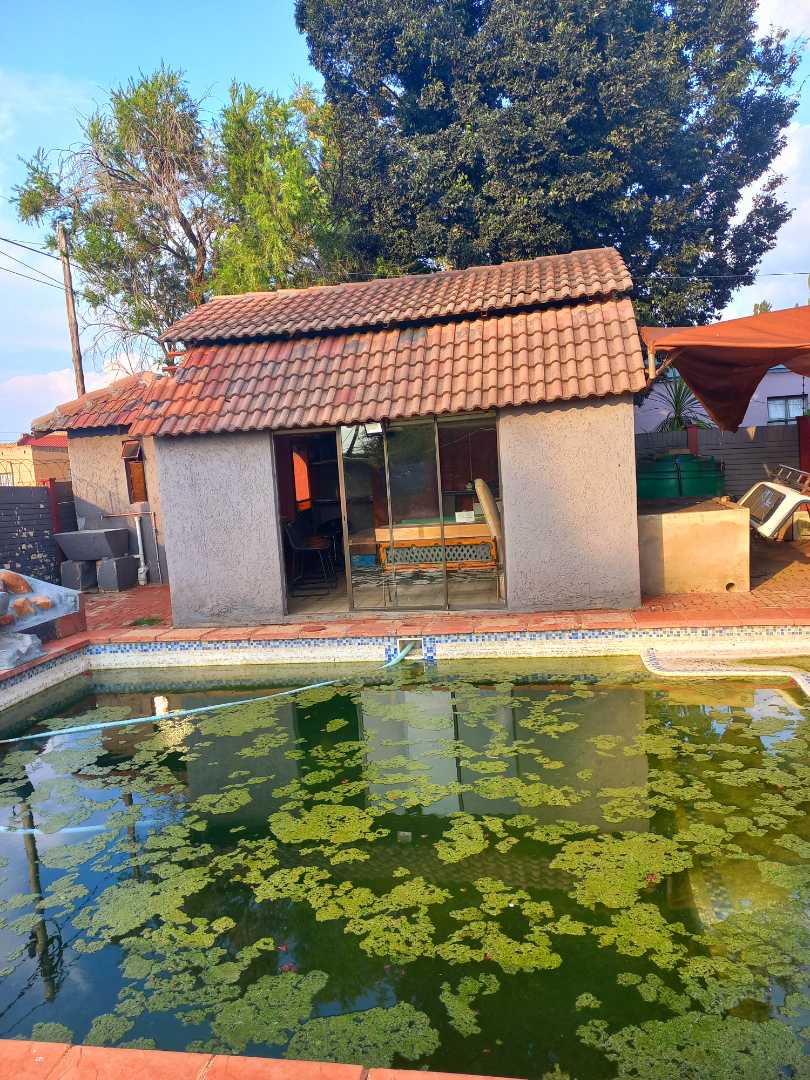 4 Bedroom Property for Sale in Riamar Park Gauteng