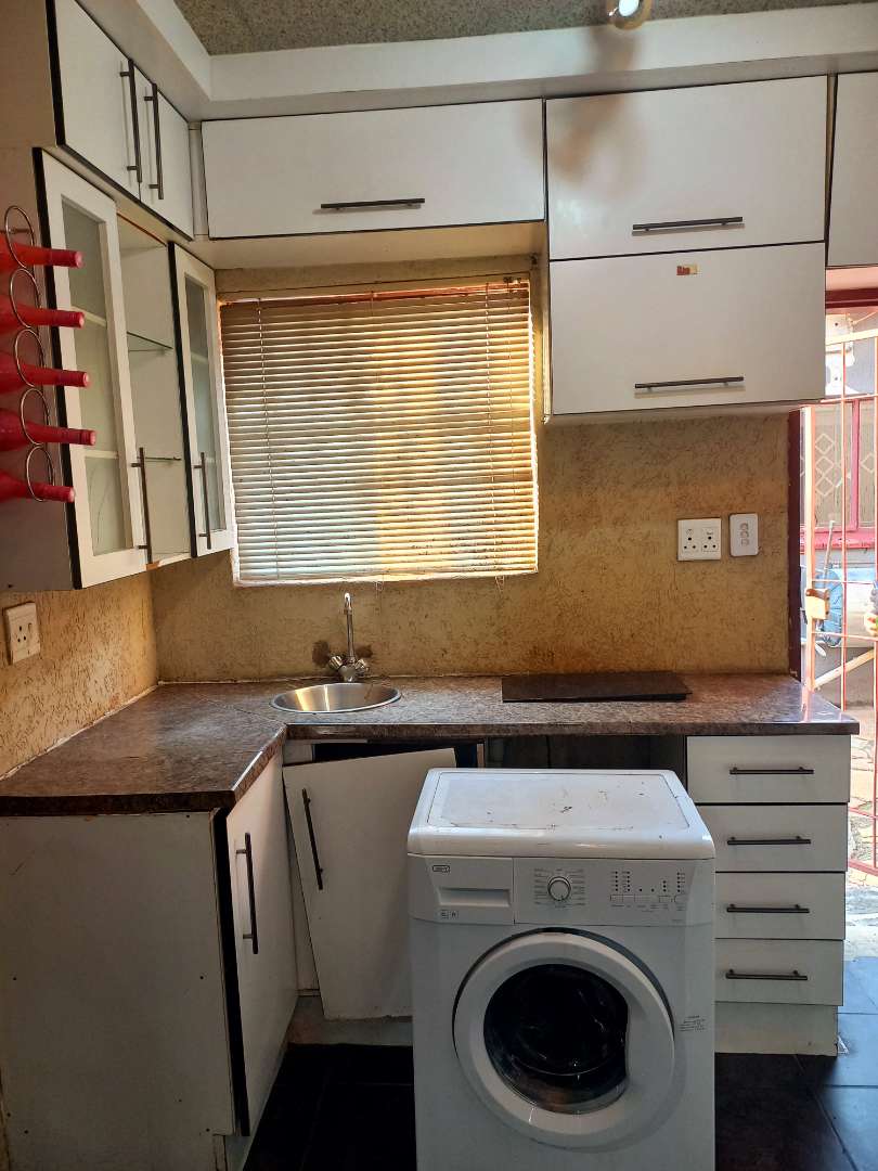 4 Bedroom Property for Sale in Riamar Park Gauteng