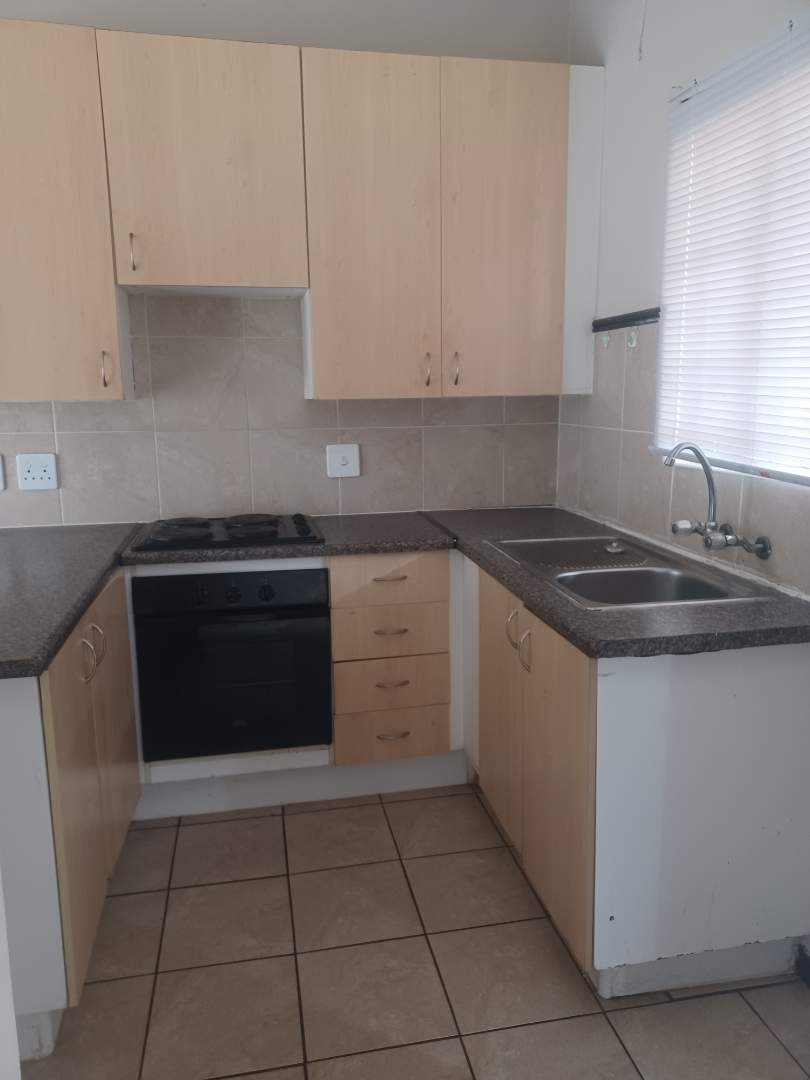 1 Bedroom Property for Sale in The Orchards Gauteng