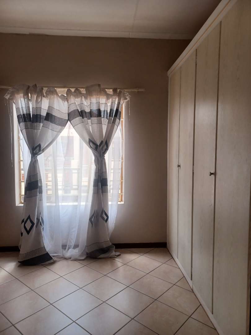 1 Bedroom Property for Sale in The Orchards Gauteng