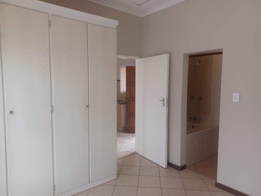 1 Bedroom Property for Sale in The Orchards Gauteng
