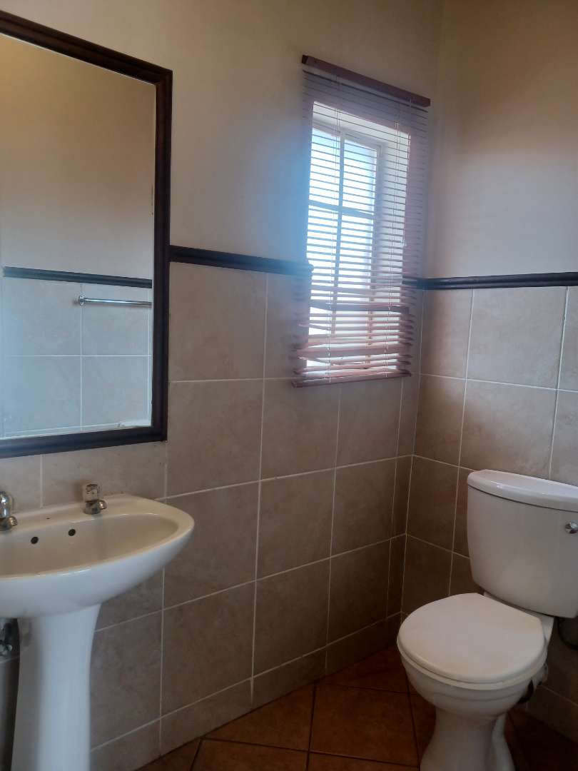 1 Bedroom Property for Sale in The Orchards Gauteng