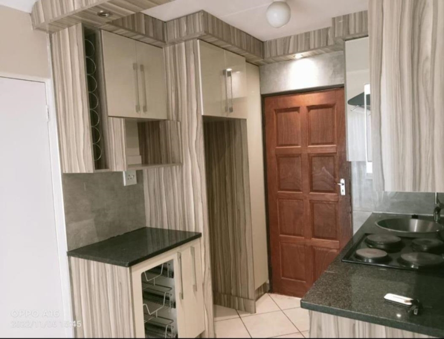 3 Bedroom Property for Sale in Waterfall Gauteng