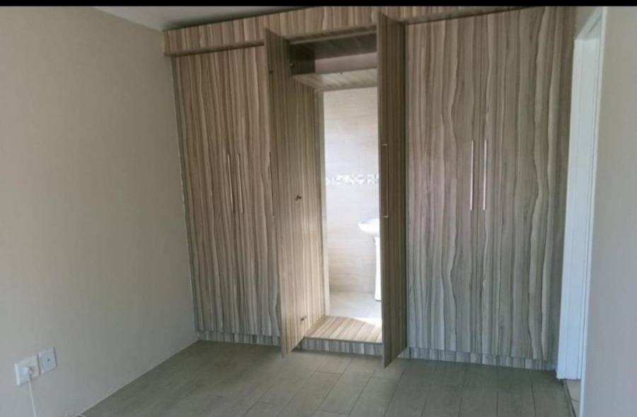 3 Bedroom Property for Sale in Waterfall Gauteng