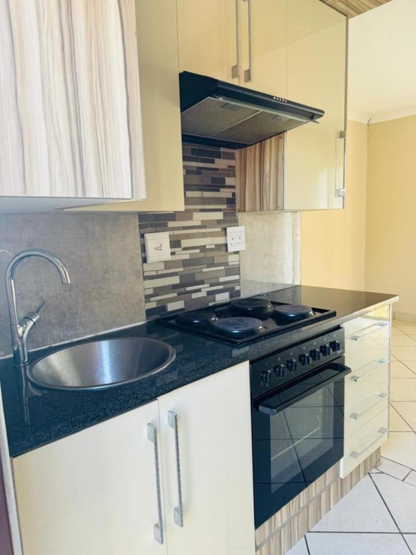 3 Bedroom Property for Sale in Waterfall Gauteng