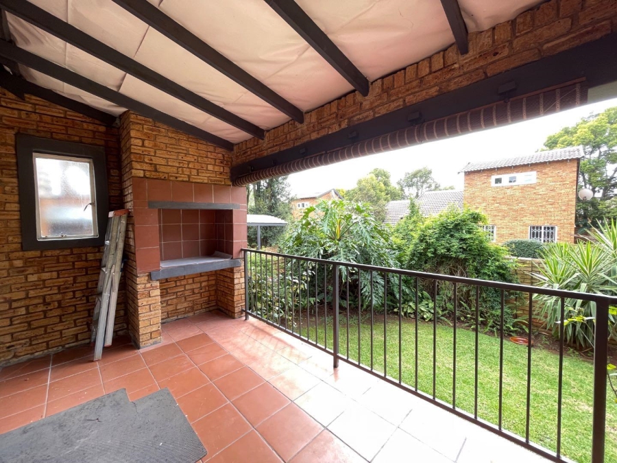 2 Bedroom Property for Sale in Weltevreden Park Gauteng