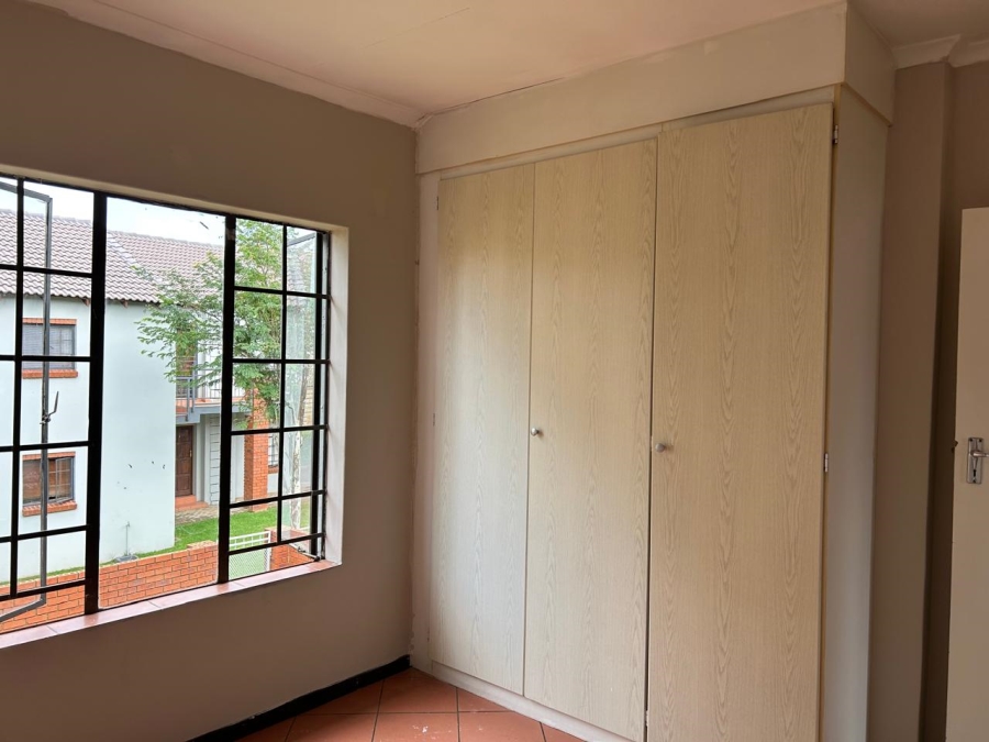 2 Bedroom Property for Sale in Mooikloof Ridge Gauteng