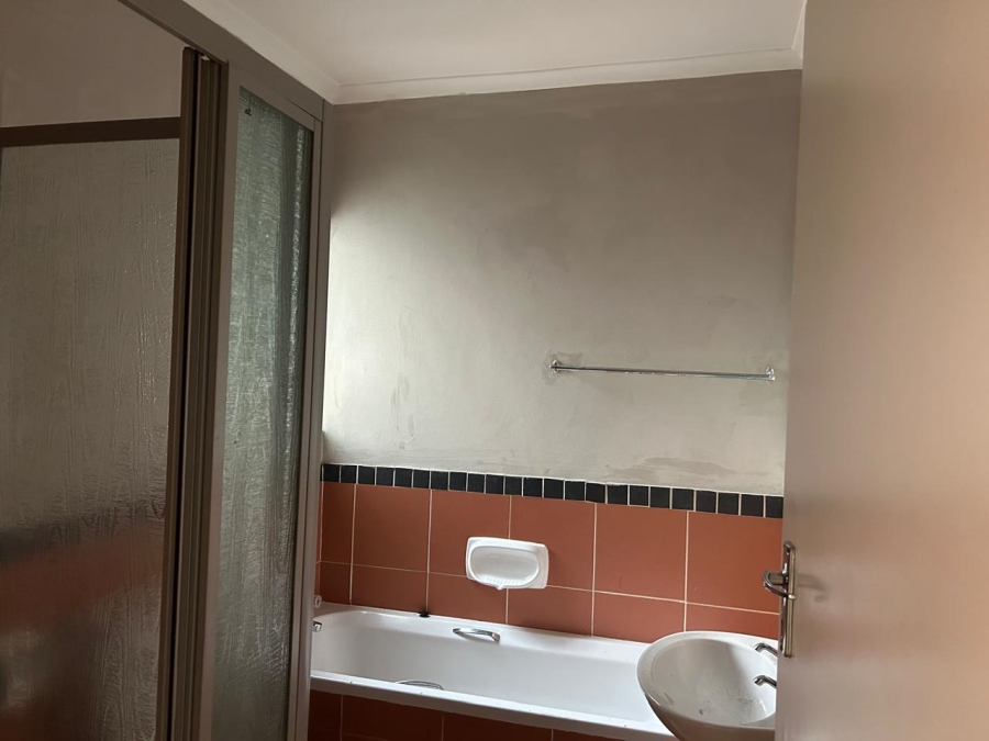 2 Bedroom Property for Sale in Mooikloof Ridge Gauteng