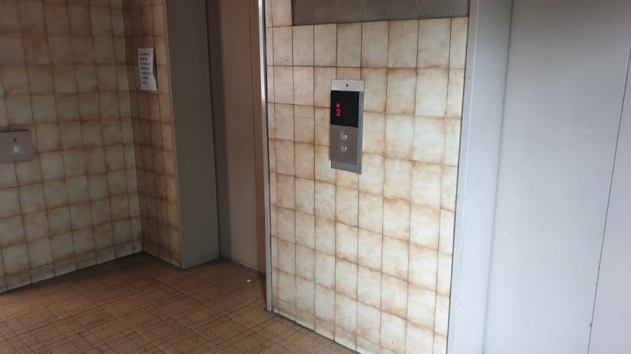 2 Bedroom Property for Sale in Pretoria Central Gauteng