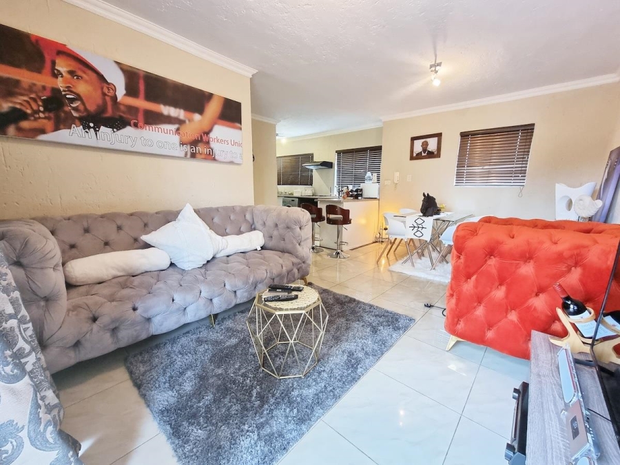 2 Bedroom Property for Sale in Radiokop Gauteng