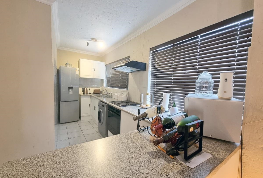 2 Bedroom Property for Sale in Radiokop Gauteng