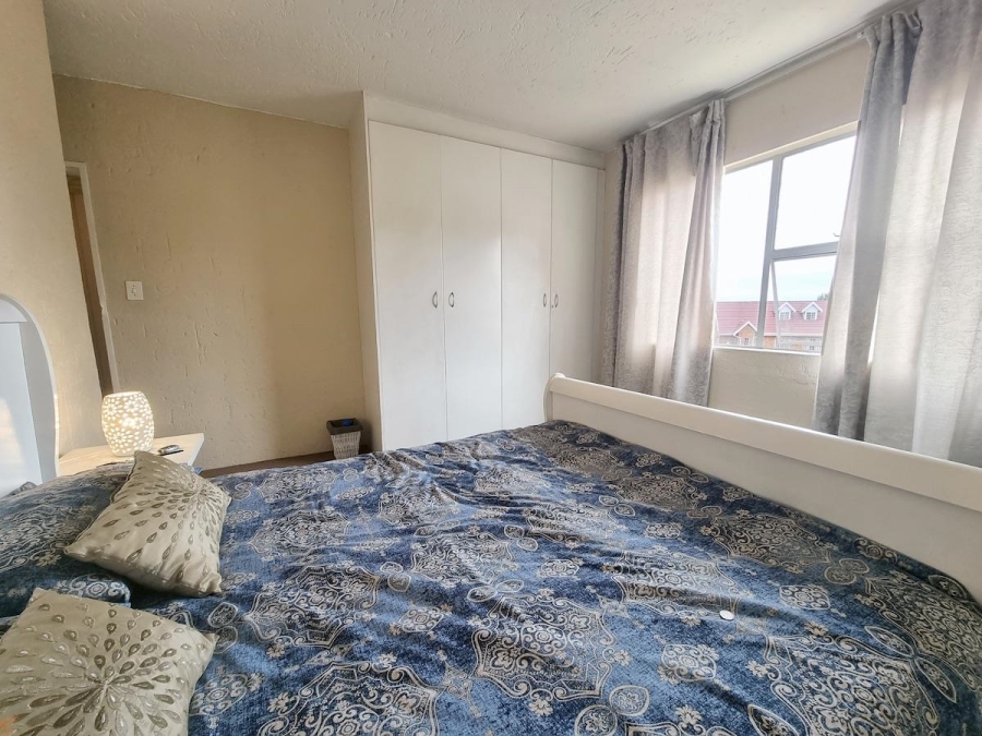 2 Bedroom Property for Sale in Radiokop Gauteng