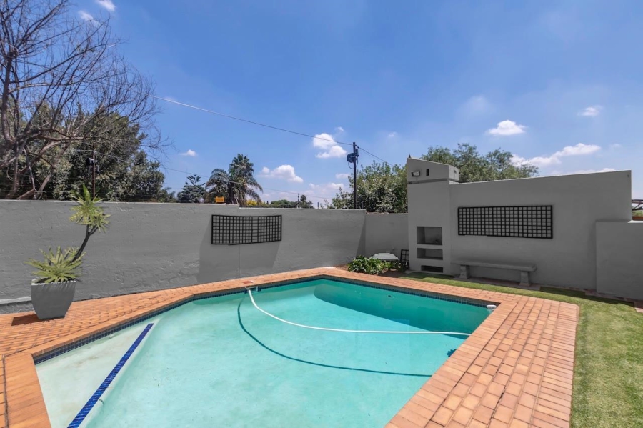 2 Bedroom Property for Sale in Radiokop Gauteng