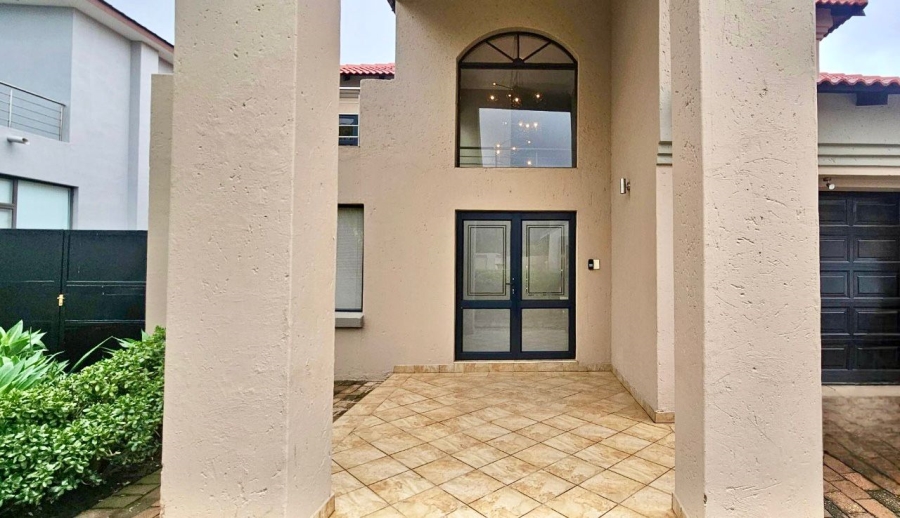 5 Bedroom Property for Sale in Willow Acres Gauteng