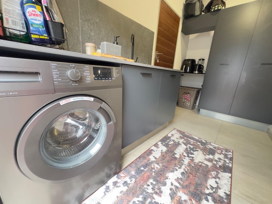 4 Bedroom Property for Sale in North Riding AH Gauteng