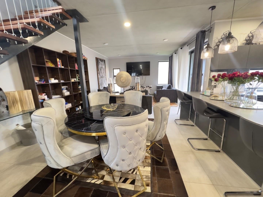 4 Bedroom Property for Sale in North Riding AH Gauteng