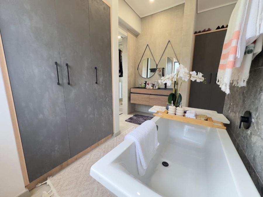 4 Bedroom Property for Sale in North Riding AH Gauteng