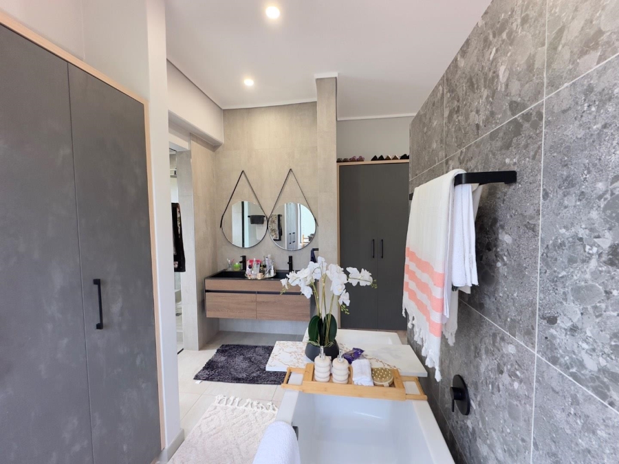 4 Bedroom Property for Sale in North Riding AH Gauteng