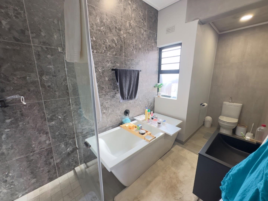 4 Bedroom Property for Sale in North Riding AH Gauteng