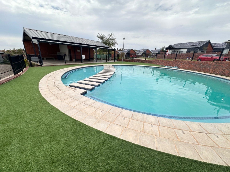 4 Bedroom Property for Sale in North Riding AH Gauteng