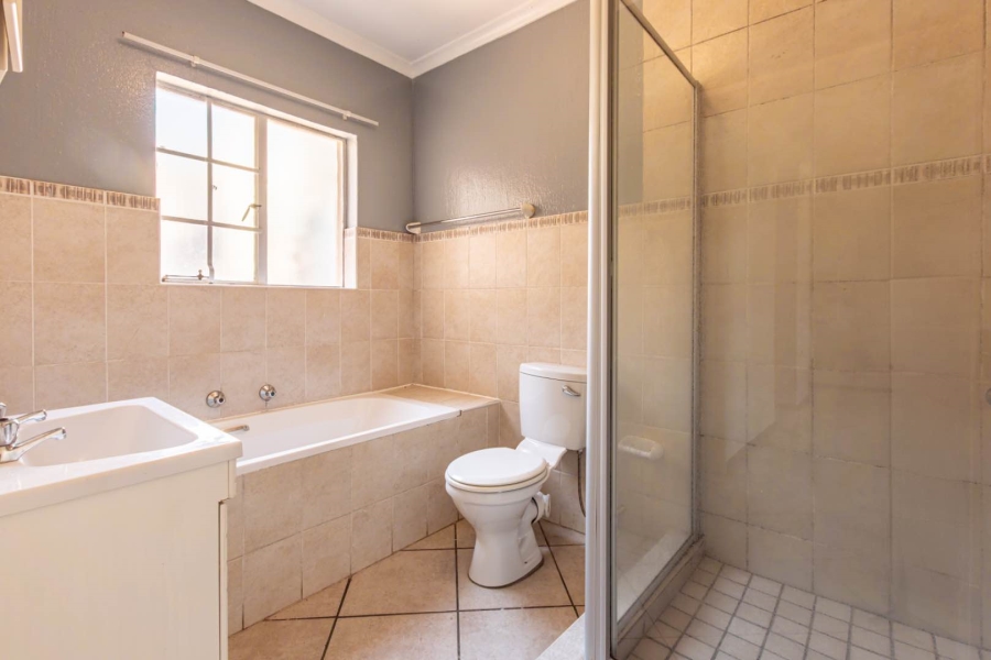 To Let 2 Bedroom Property for Rent in Wilgeheuwel Gauteng