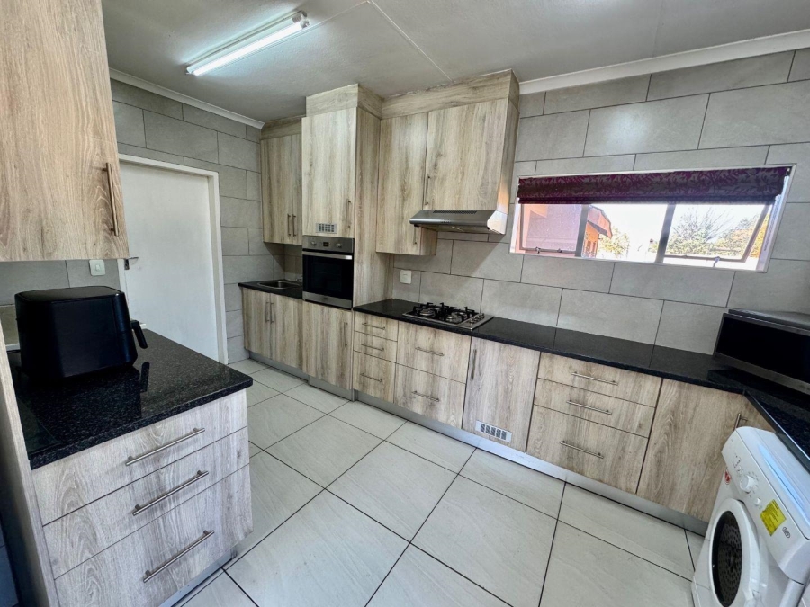 4 Bedroom Property for Sale in Bredell Gauteng