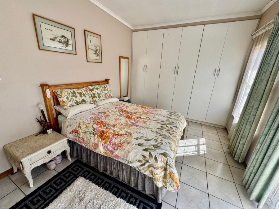 4 Bedroom Property for Sale in Bredell Gauteng