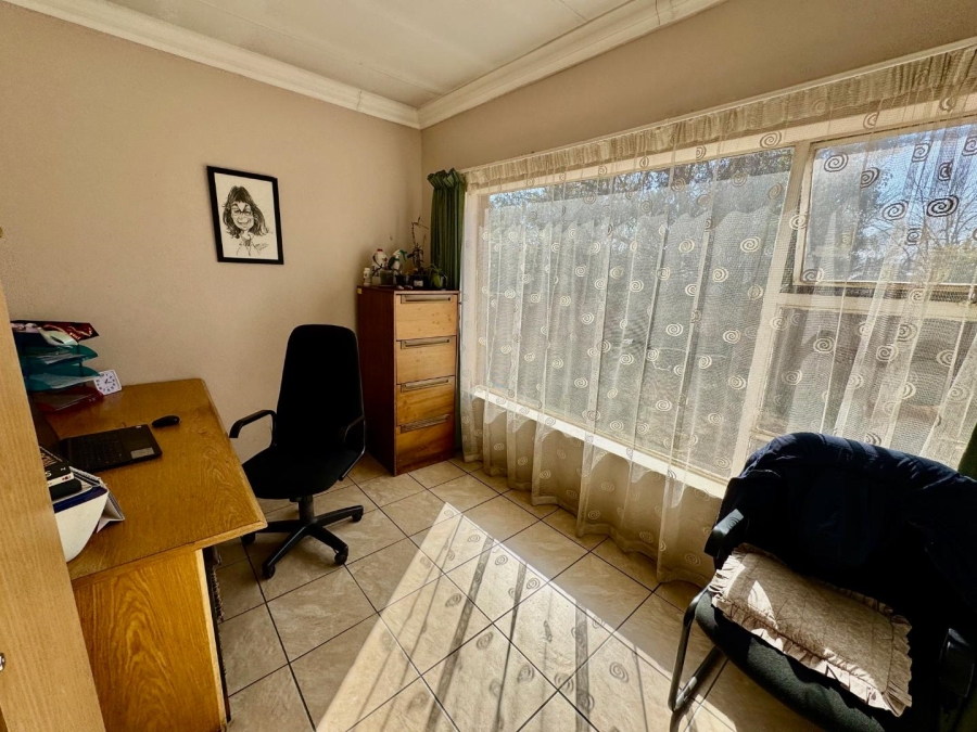 4 Bedroom Property for Sale in Bredell Gauteng