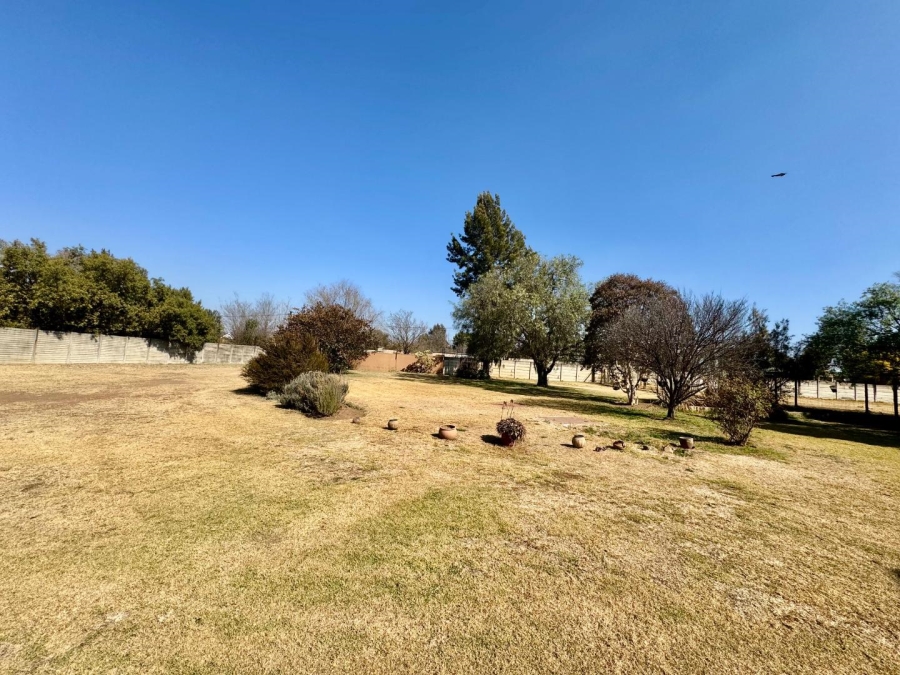 4 Bedroom Property for Sale in Bredell Gauteng