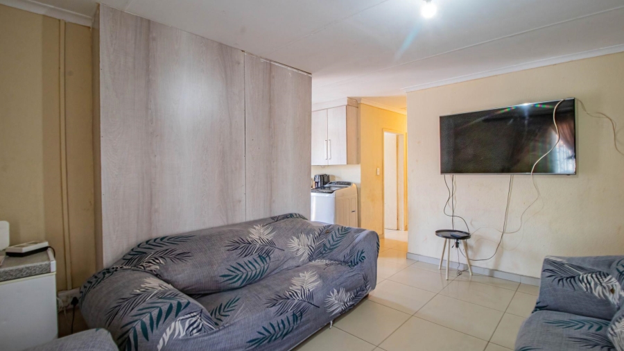 4 Bedroom Property for Sale in Rosslyn Gauteng