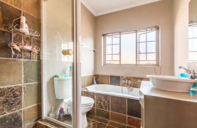 3 Bedroom Property for Sale in Equestria Gauteng