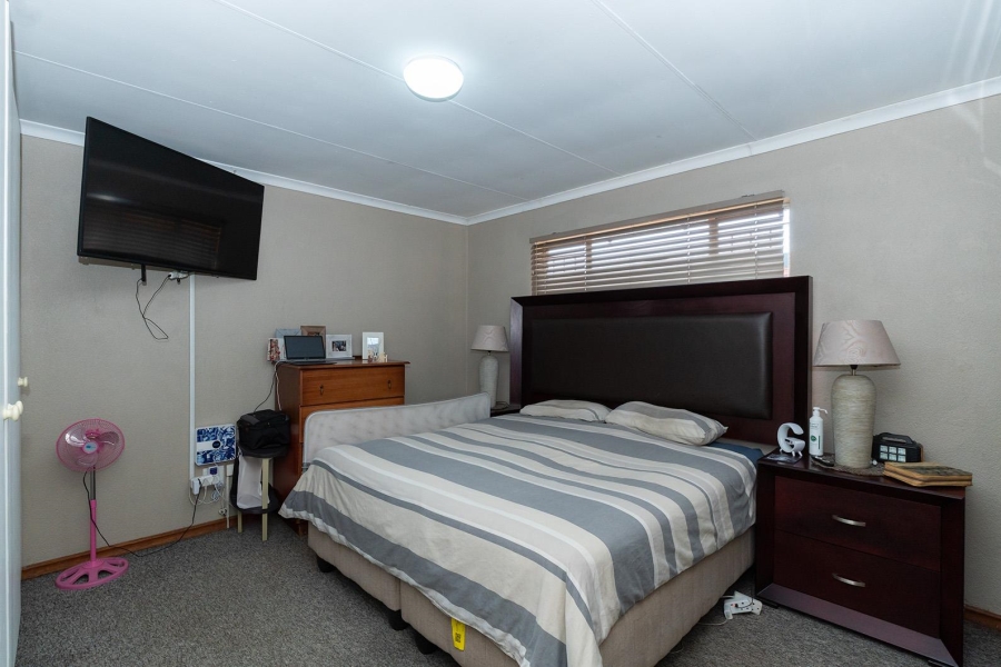 2 Bedroom Property for Sale in Terenure Gauteng