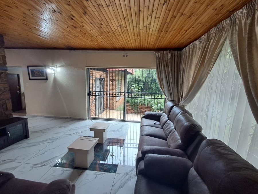 4 Bedroom Property for Sale in Glenvista Gauteng